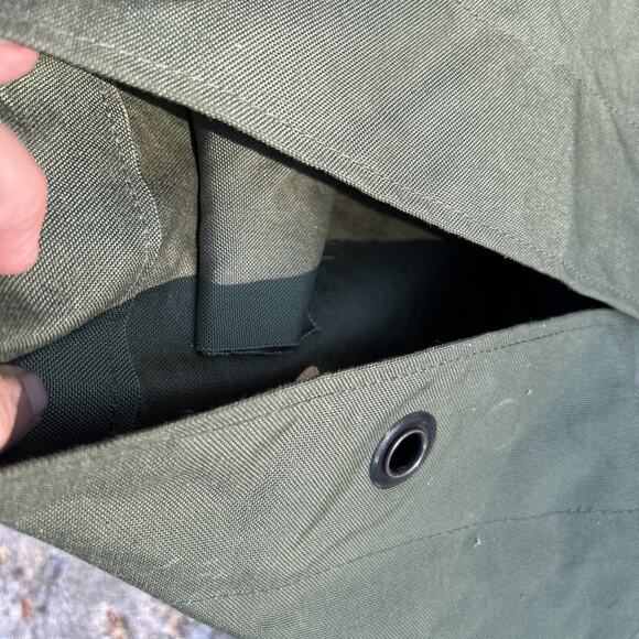 US Military OD Green Duffle Rucksack Bag Heavy Army Backpack Straps - Picture 6 of 7